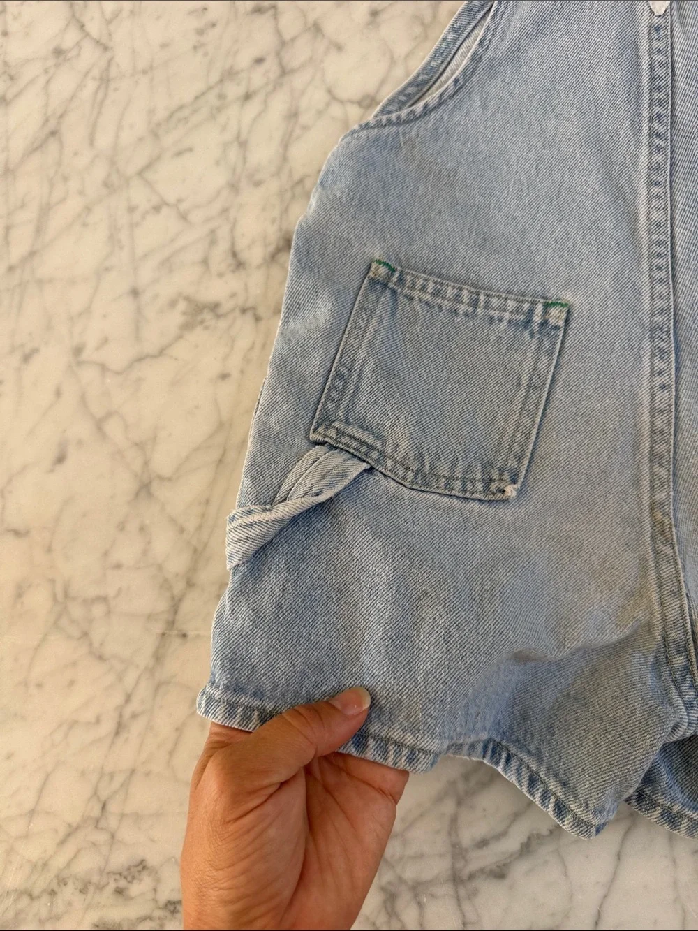 VTG Oshkosh B’gosh Vestback Denim Short Overalls short size 6Y